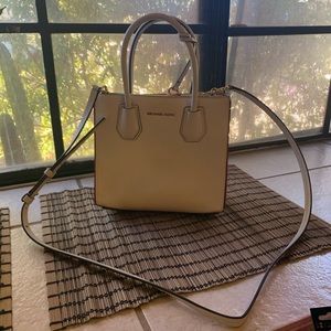 Michael Kors Mercer Rainbow-Trim crossbody